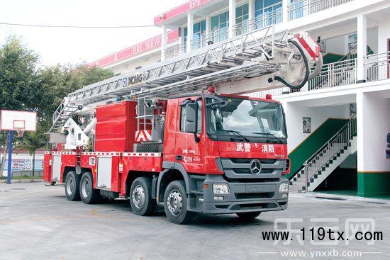 42米登高平台消防车可用于高空救援，还可扑救高层建筑火灾