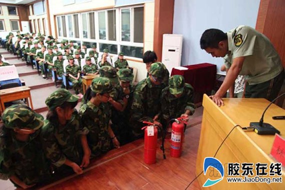 长岛消防为200余名中学生开展消防安全教育